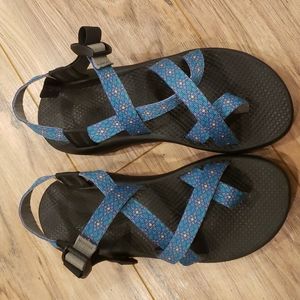 Chaco blue crystal sandal womens size 9 regular width excellent condition